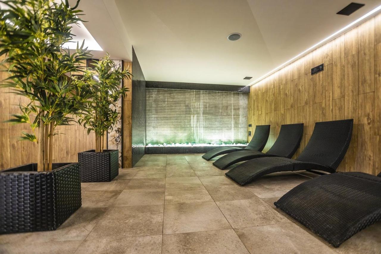 Hotel J&J Sport Center Krakau Exterior foto