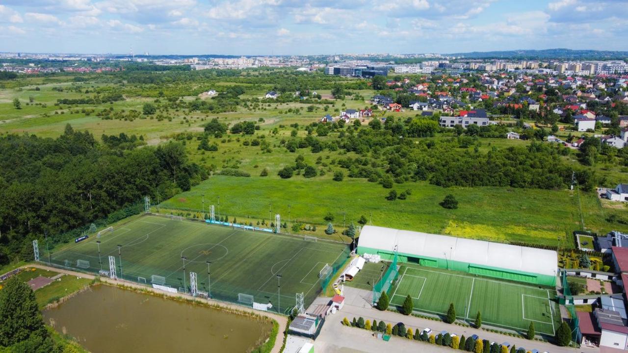 Hotel J&J Sport Center Krakau Exterior foto